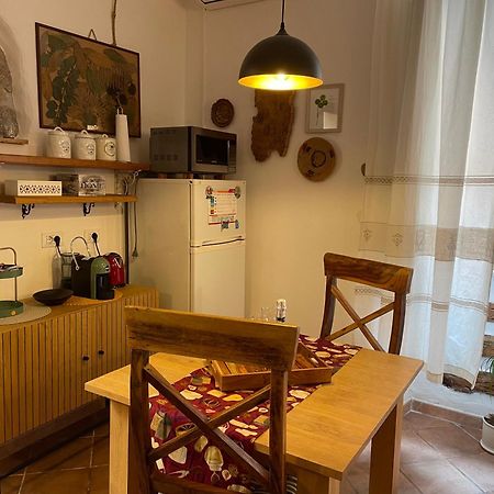 La Casetta Al Centro Di Olbia Eksteriør billede