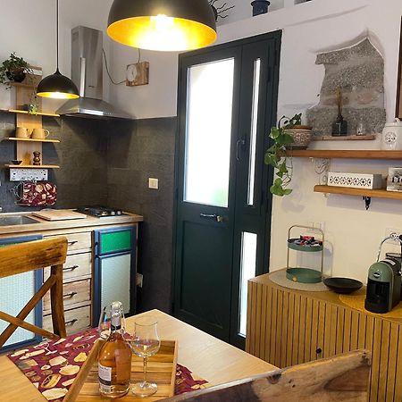 La Casetta Al Centro Di Olbia Eksteriør billede